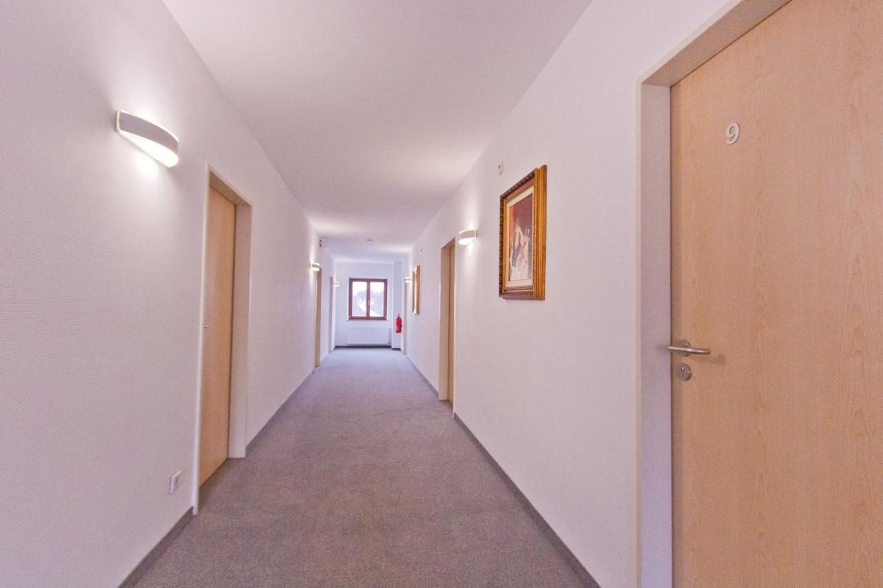 Gasthof Postbraeu Siegenburg エクステリア 写真